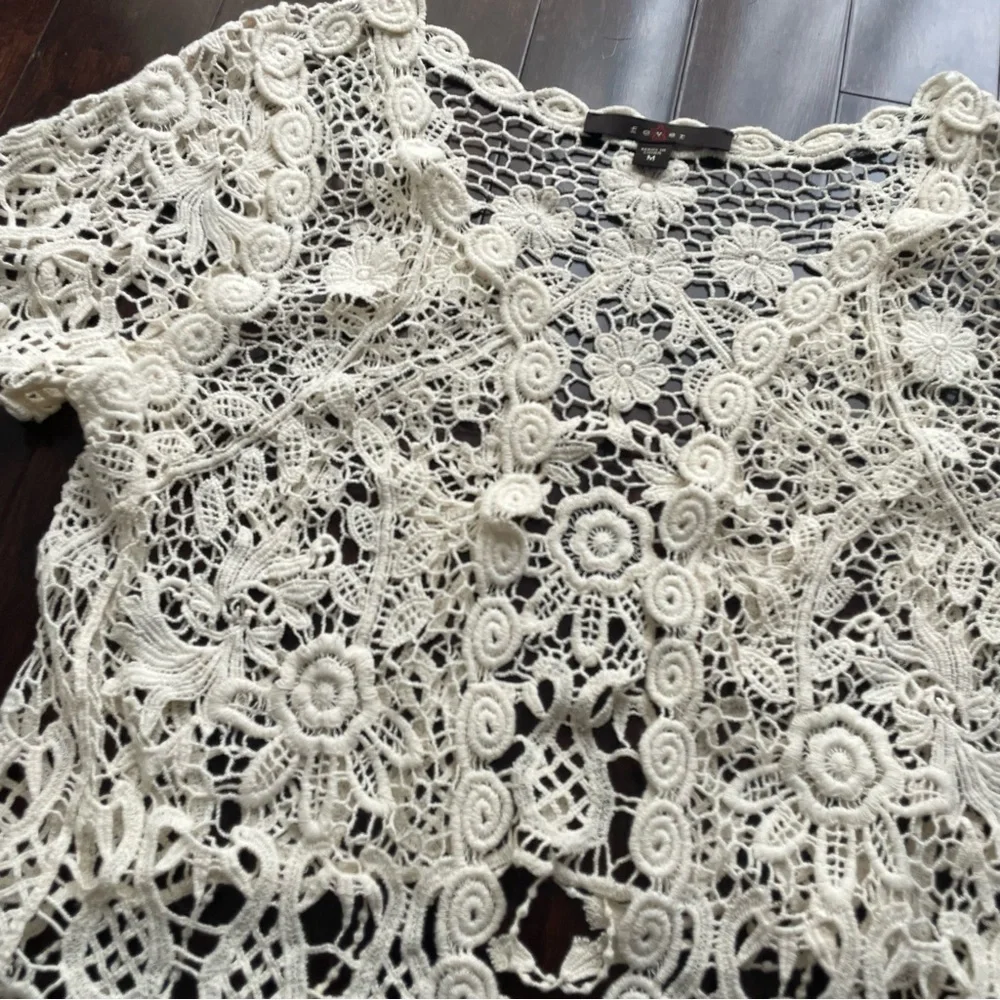 Fever Women’s Lace Mesh Cover Up Open Front Top Cream White Size Medium NWT - Picture 2 of 6